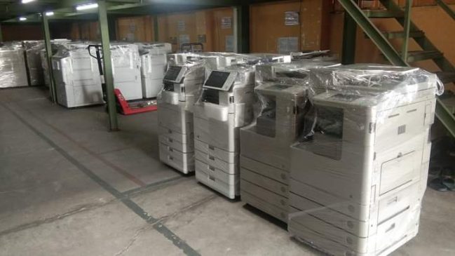 Contoh unit mesin fotocopy Canon iRA yang tersedia untuk dibeli, sudah termasuk garansi servis.